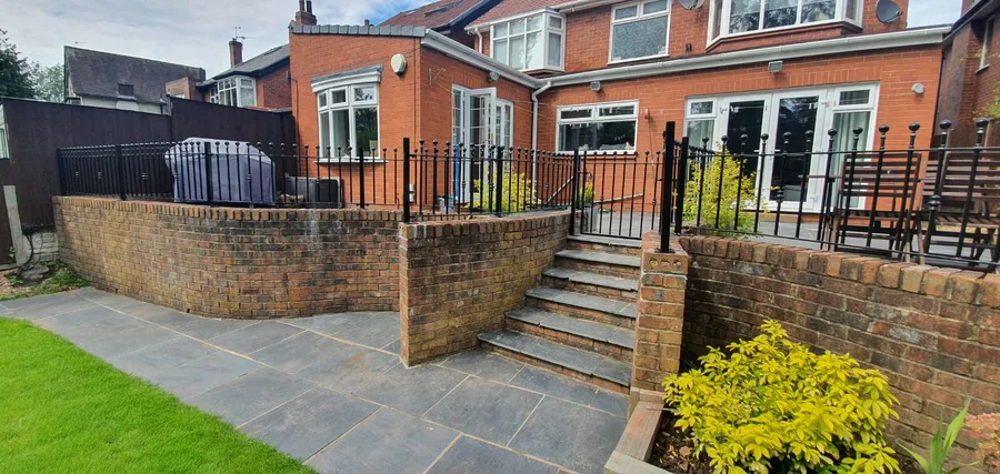 Handrails & railings